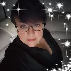 Meet your Posher, Renee